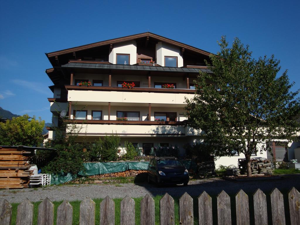Appartementhaus Kaltenbach-Stumm By Piaunddirk Rum bild